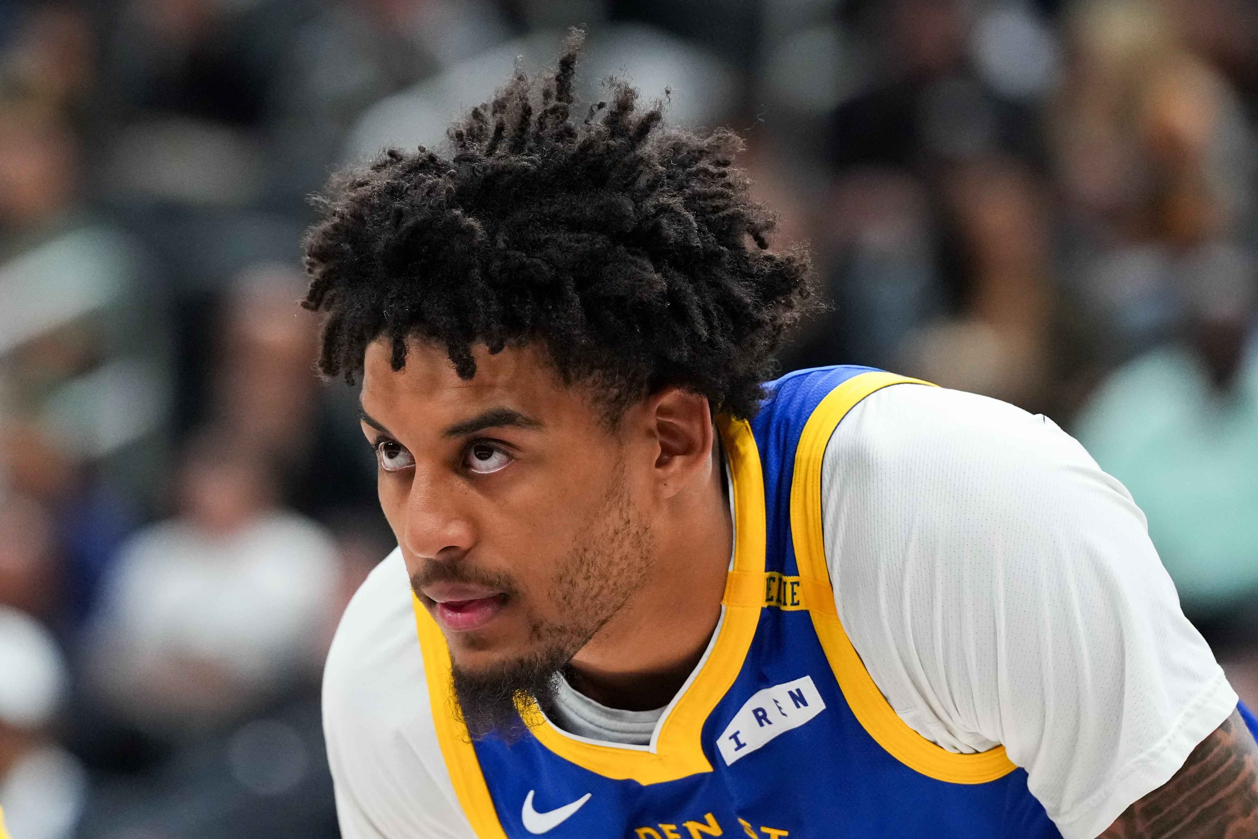 科尔:NBA老将和超巨们会耍各种花招 伦德博格得学会去识破 科尔:NBA老将和超巨们会耍各种花招 伦德博格得学会去识破